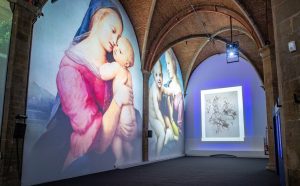 Raffaello e Firenze, vista della mostra a Palazzo Vecchio, Sala d’Arme. Photo courtesy MUS.E © Mattia Marasco