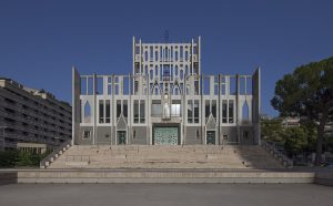 Concattedrale Gran Madre di Dio - Taranto (Gio Ponti 1967-1970). Foto di Alessio Lojk, 2017, CC BY-SA 4.0. Non è stata apportata alcuna modifica all'immagine