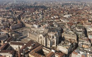 Una veduta della cattedrale di Milano, tratta dal libro Italia dall'alto (Jaca Book, 2020)