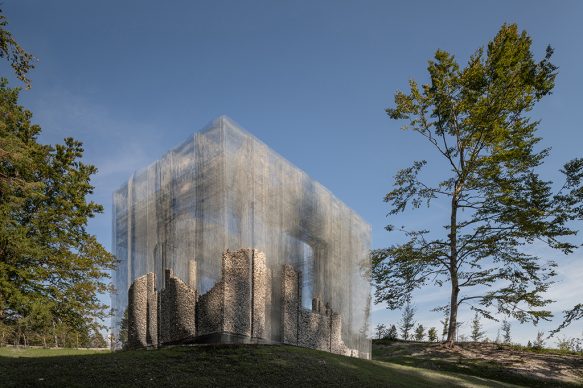 Edoardo Tresoldi, Simbiosi. Photo ©Roberto Conte