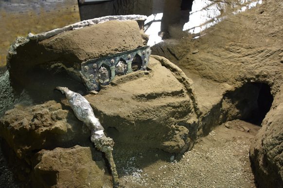 Parco Archeologico di Pompei, il carro da parata di Civita Giuliana. Photo ®Luigi Spina. Courtesy Parco Archeologico di Pompei