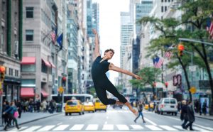 CUBAN DANCER di Roberto Salinas