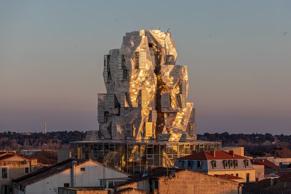Luma Tower imagined by Frank Gehry, January 2021 Luma Arles, Parc des Ateliers, Arles (France)  © Adrian Deweerdt