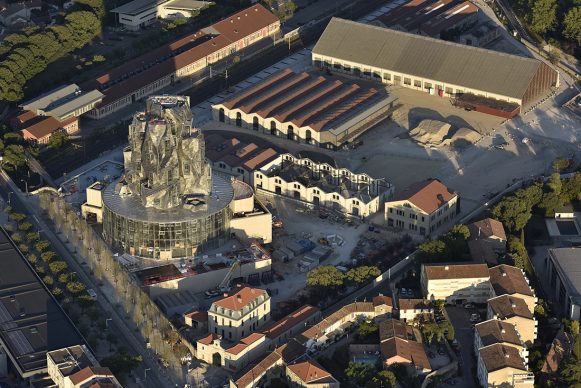 Aerial view of the site, June 2019 Luma Arles, Parc des Ateliers, Arles (France)  © Dronimages