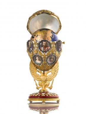 Romanov Tercentenary Egg, Fabergé. Chief Workmaster Henrik Wigstrom, 1913 © The Moscow Kremlin Museums